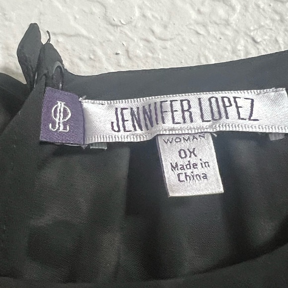 Chic Black Top by Jennifer Lopez - Picture 2 of 3